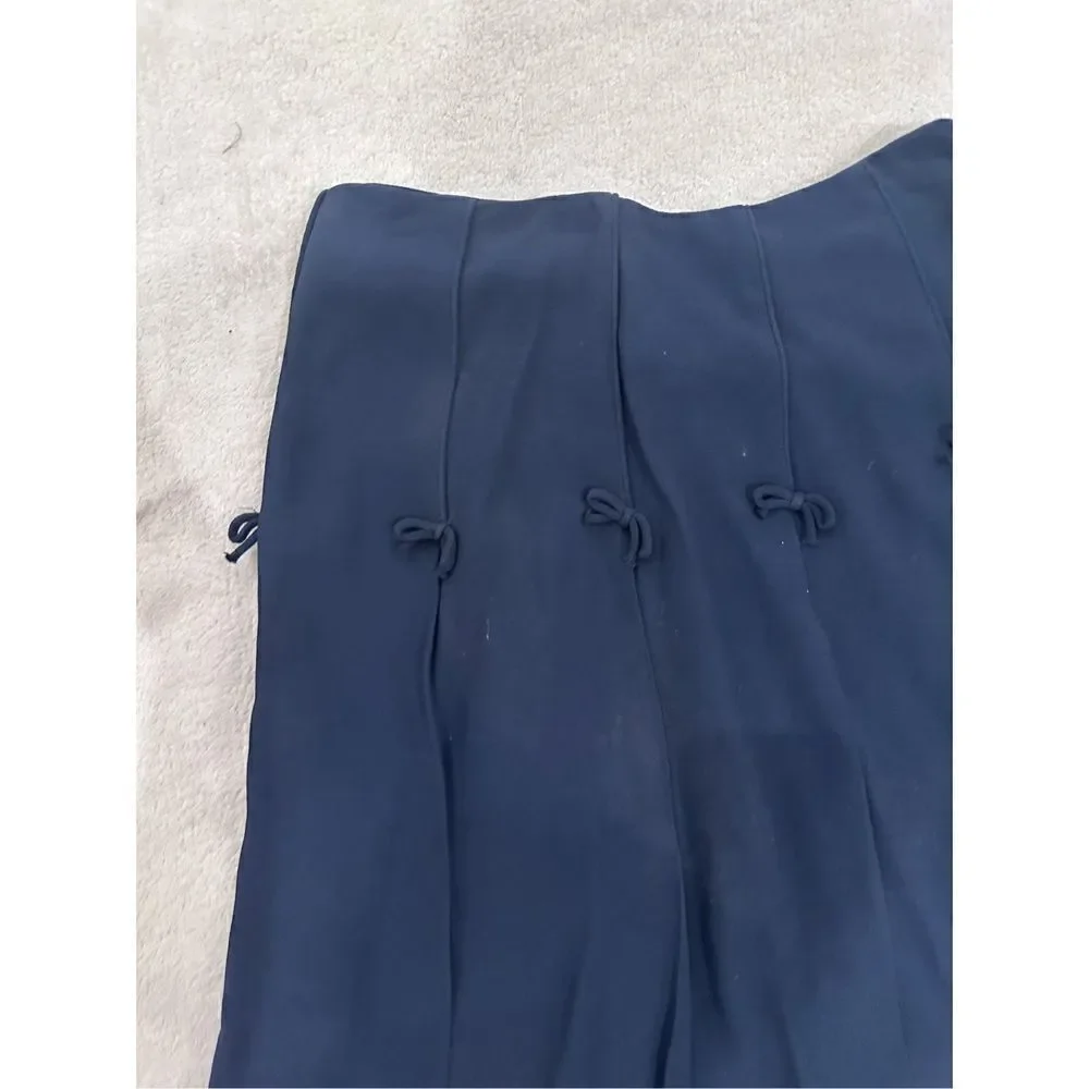 Women’s size 40 Europe skirt navy blue with bows rouge a levres brand